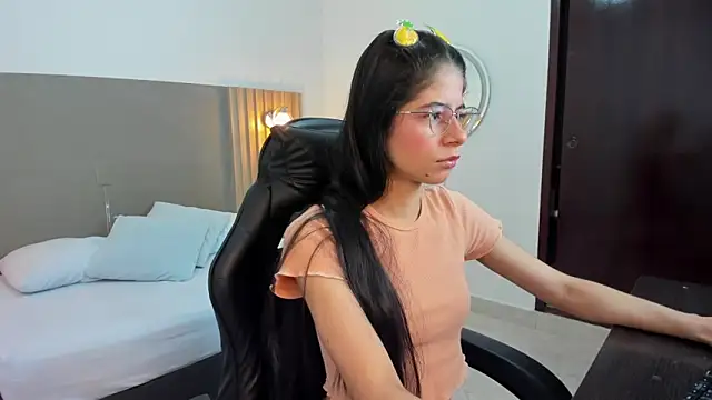 carlina 15 online show from 20, 9, 2025