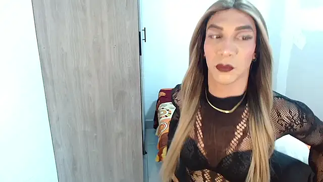 couple vzl online show from 11, 10, 2025