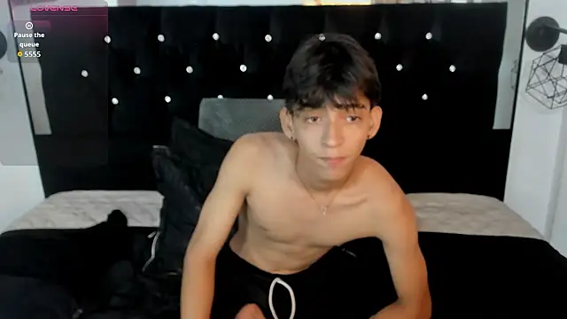 Sebas cat online show from 18, 1, 2026