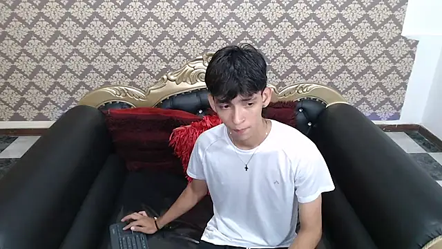 Sebas cat online show from 13, 9, 2025