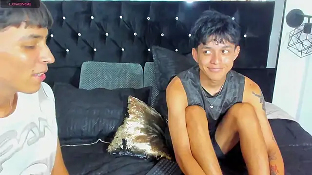 Sebas cat online show from 3, 10, 2025