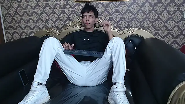 Sebas cat online show from 30, 9, 2025