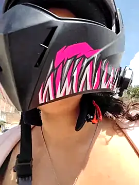 You-sexy-starr online show from 12, 2, 2026