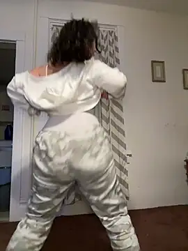 babykalirose online show from 23, 2, 2026