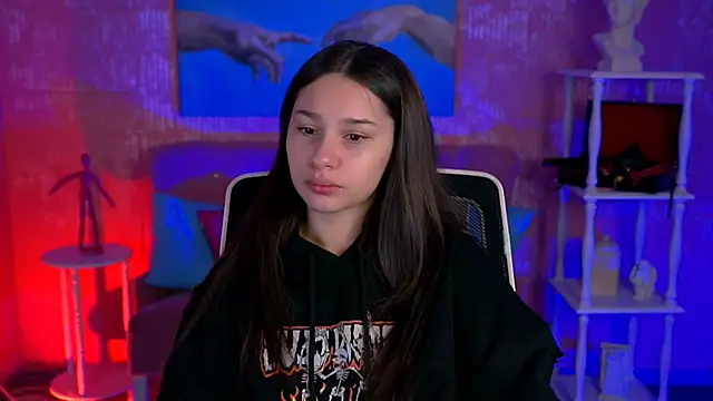 KimClarks  online show from 7, 10, 2025