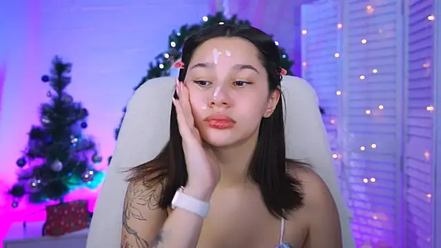 KimClarks  online show from 15, 12, 2025