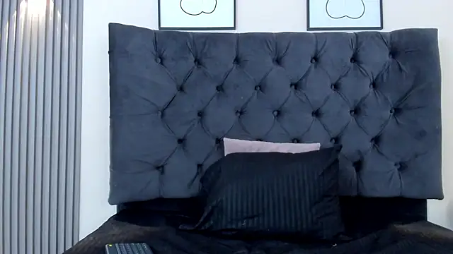 Snapshot of Sofia_Seduccion chatting on 10, 11, 2025 Sofia Seduccion online show from 10, 11, 2025