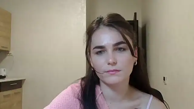 Silviaa a online show from 25, 10, 2025