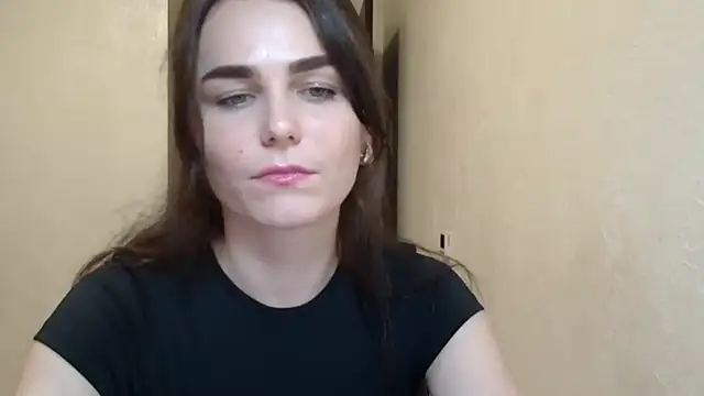 Silviaa a online show from 13, 11, 2025