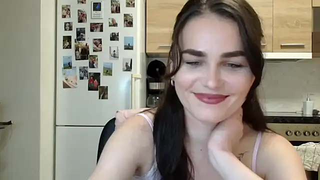 Silviaa a online show from 1, 12, 2025