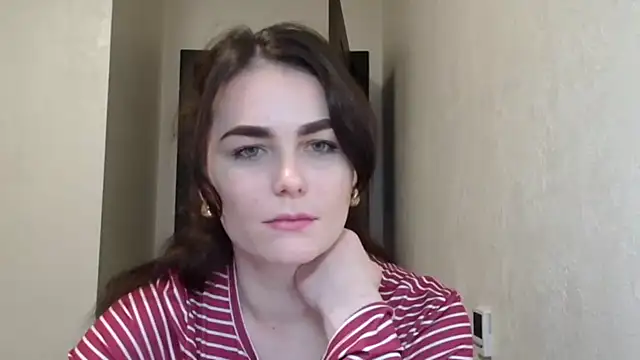 Silviaa a online show from 15, 12, 2025