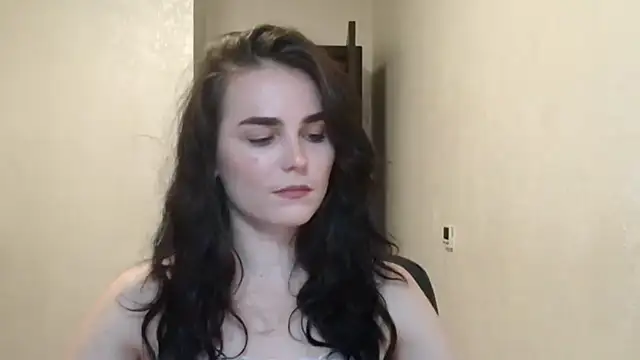 Silviaa a online show from 5, 11, 2025