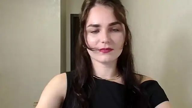 Silviaa a online show from 22, 9, 2025