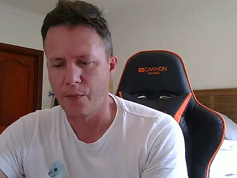 TroyDieselXXX online show from 12, 4, 2026