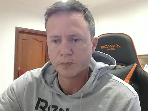 TroyDieselXXX online show from 14, 5, 2026