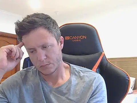 TroyDieselXXX online show from 20, 9, 2025