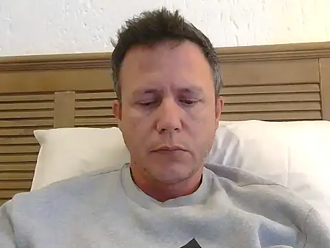 Snapshot of TroyDieselXXX chatting on 5, 6, 2026 TroyDieselXXX online show from 5, 6, 2026
