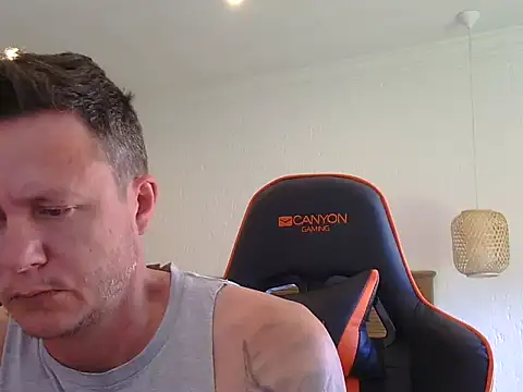 Snapshot of TroyDieselXXX chatting on 8, 2, 2026 TroyDieselXXX online show from 8, 2, 2026