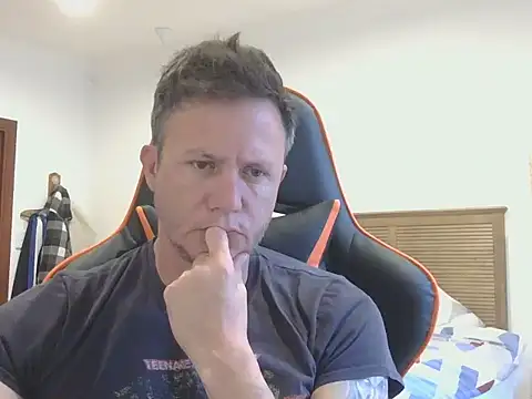 TroyDieselXXX online show from 6, 11, 2025