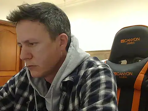 TroyDieselXXX online show from 30, 5, 2026