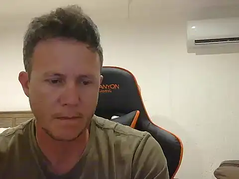 Snapshot of TroyDieselXXX chatting on 16, 2, 2026 TroyDieselXXX online show from 16, 2, 2026