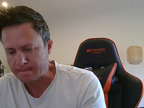 Snapshot of TroyDieselXXX chatting on 3, 2, 2026 TroyDieselXXX online show from 3, 2, 2026