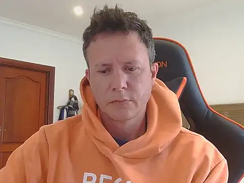 TroyDieselXXX online show from 12, 11, 2025