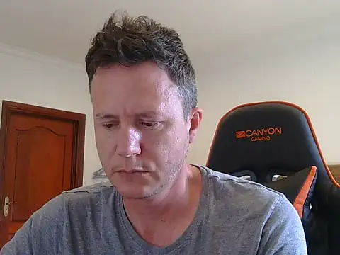 TroyDieselXXX online show from 17, 4, 2026