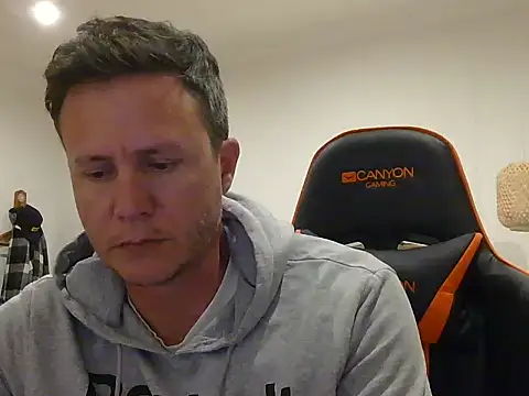 Snapshot of TroyDieselXXX chatting on 24, 2, 2026 TroyDieselXXX online show from 24, 2, 2026