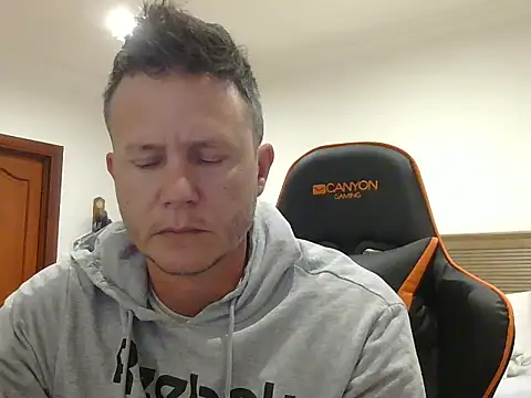 TroyDieselXXX online show from 30, 3, 2026