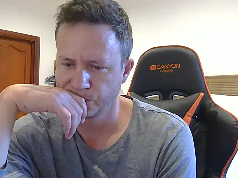 TroyDieselXXX online show from 20, 5, 2026
