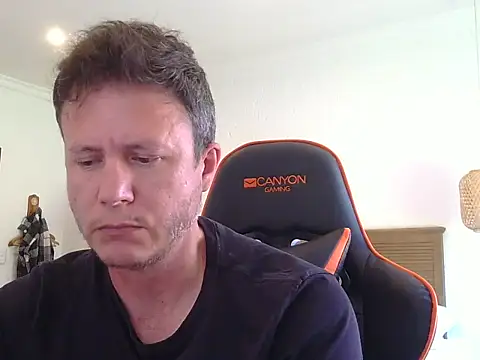 Snapshot of TroyDieselXXX chatting on 2, 2, 2026 TroyDieselXXX online show from 2, 2, 2026