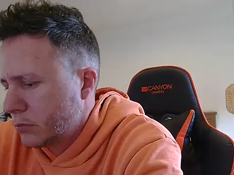 TroyDieselXXX online show from 25, 3, 2026