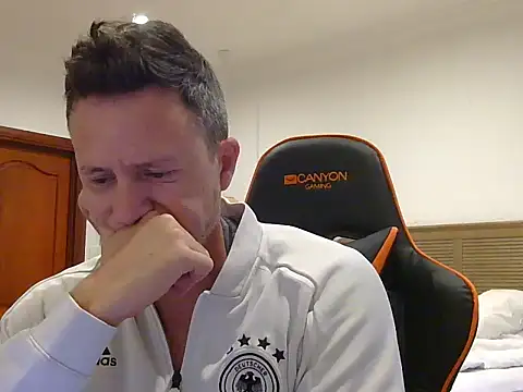 TroyDieselXXX online show from 9, 4, 2026