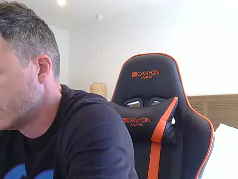 TroyDieselXXX online show from 4, 4, 2026