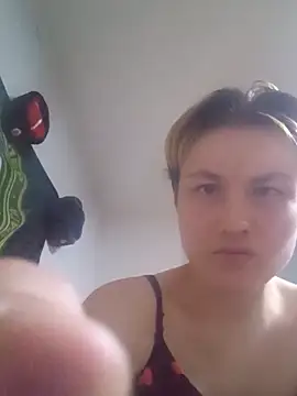 MoonIrene online show from 6, 10, 2025