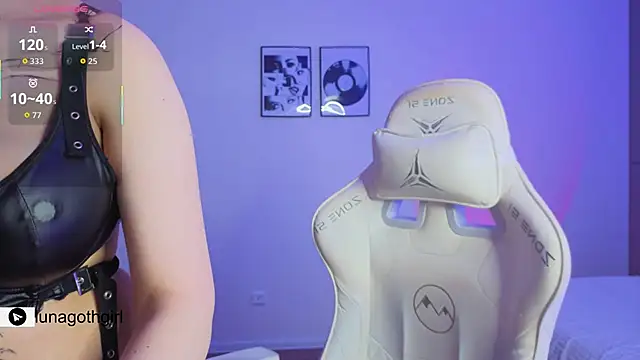 IamLuna2006 online show from 13, 4, 2026