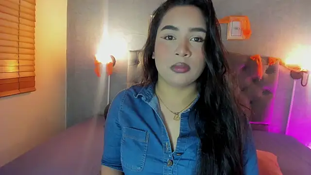 GiannaSlimJB online show from 7, 10, 2025