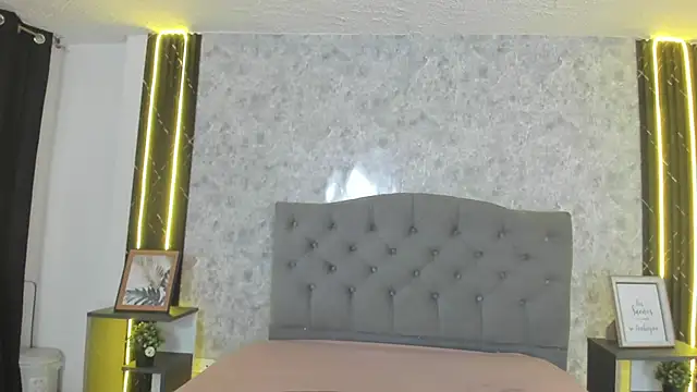 GiannaSlimJB online show from 7, 2, 2026