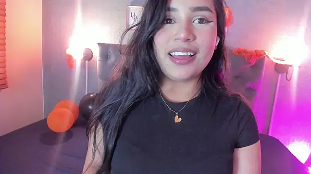 GiannaSlimJB online show from 5, 10, 2025