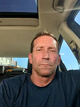 Scooter197352 online show from 3, 10, 2025