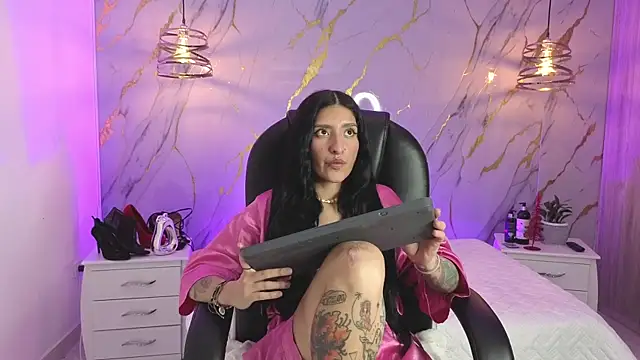 Scaarlettfox online show from 18, 12, 2025