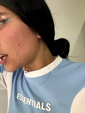 Scaarlettfox online show from 8, 1, 2026