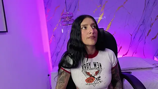 Scaarlettfox online show from 30, 11, 2025