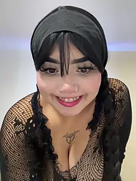 lucialauper  online show from 19, 6, 2026