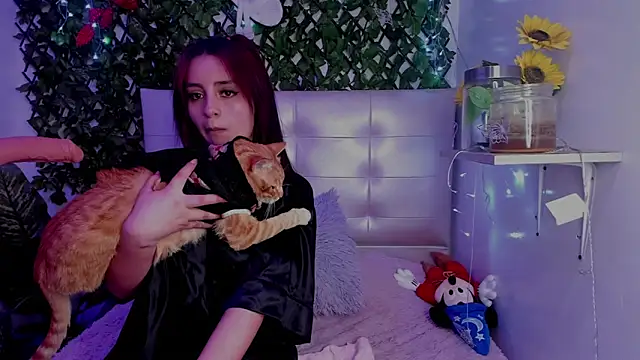 Anna Blade  online show from 13, 12, 2025