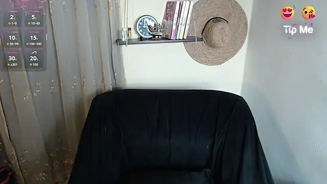 Tim mz01 online show from 8, 9, 2025