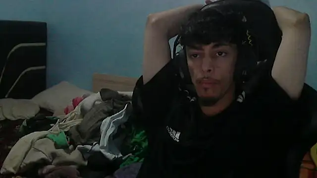 Snapshot of Dark_DesireX chatting on 21, 4, 2026 Dark DesireX online show from 21, 4, 2026