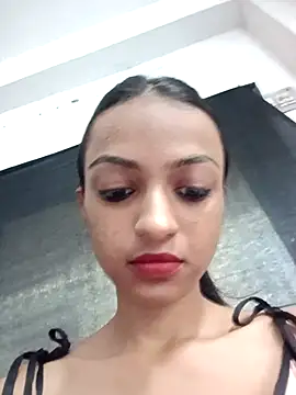 Your-Kitkat online show from 16, 9, 2025