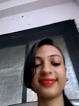 Your-Kitkat online show from 6, 10, 2025